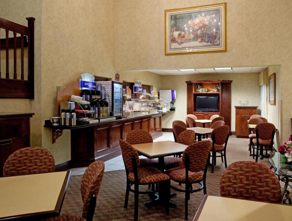 Lexington Inn and Suites